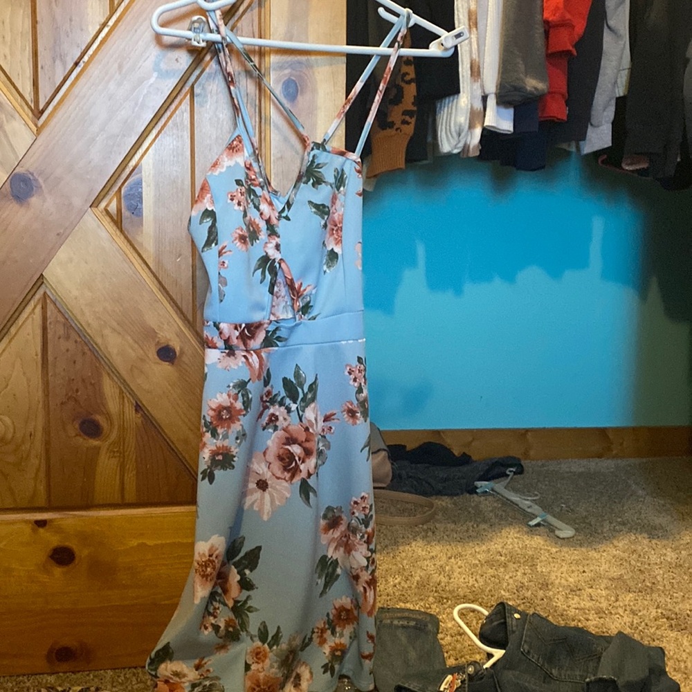 Blue flower dress size large